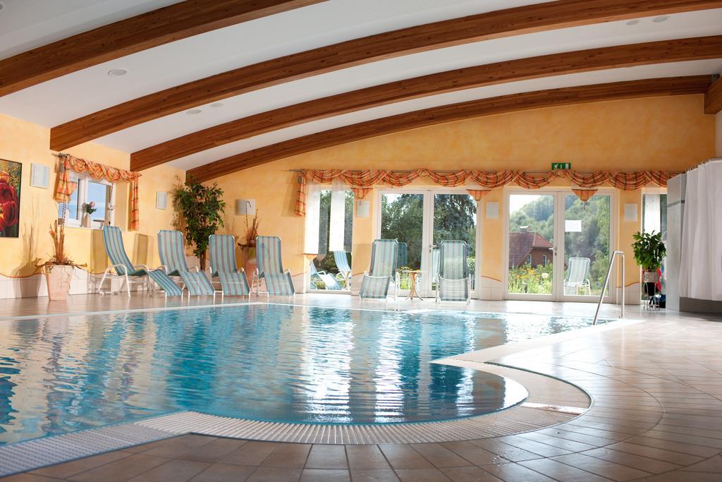 Hotel Moenichwalderhof Monichwald Екстер'єр фото